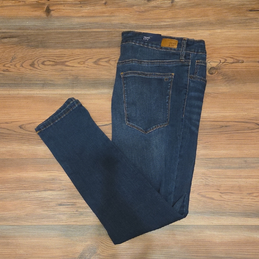 Crown & Ivy Deep Blue Jeans, NWT